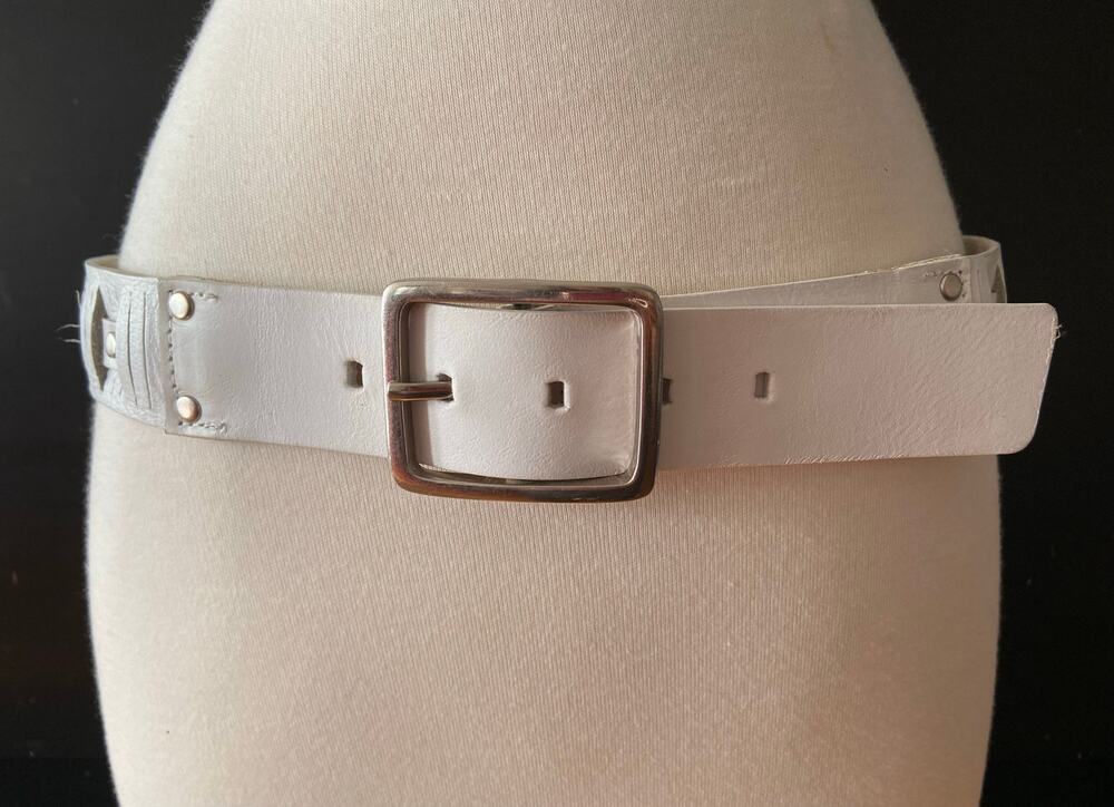 CALVIN KLEIN White Studded Woven Leather Belt Womens sz M
